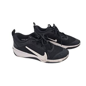 Nike Omni Multi-Court Shoes Black White Big Kids Size 6Y Indoor Sport Lightweigh